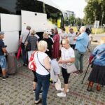 31.07.2021. Kielce. Wyjazd podopiecznych Świętokrzyskiego Stowarzyszenia "Niepełnosprawni Plus"  na obóz rehabilitacyjny do Sarbinowa nad Bałtyk / Wiktor Taszłow / Radio Kielce