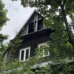 15.07.2021. Kielce. Uszkodzone zabezpieczenia domu przy ulicy Żeromskiego 41 / Jarosław Kubalski / Radio Kielce