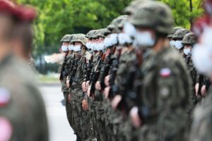 31.07.2021. Kielce. Przysięga wojskowa w Centrum Przygotowań do Misji Zagranicznych / Wiktor Taszłow / Radio Kielce