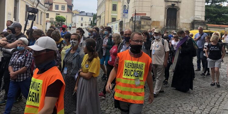 04.08.2020. Sandomierz. Pielgrzymka Ziemi Sandomierskiej  na Jasną Górę / Grażyna Szlęzak-Wójcik / Radio Kielce