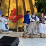 10.07.2021. Kielce. Dzień Tradycji Polskiego Folkloru. Kielecka publiczność bawi Regionalny Zespół Magurzanie / Michał Kita / Radio Kielce
