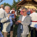 17.07.2021. Jeżynów. Piknik podczas którego politycy i sympatycy PiS promowali nowy program społeczno-gospodarczy rządu. Na zdjęciu (z lewej): Krzysztof Lipiec - poseł PiS / Michał Kita / Radio Kielce