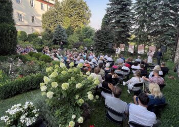 24.07.2021. Sandomierz. Dom Długosza. Festiwal „Ucho Igielne”. Koncert Pawła Niziołka / Grażyna Szlęzak-Wójcik / Radio Kielce