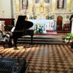 05.07.2021. Busko-Zdrój. Tryptyk Rzymski Jana Pawła II w kościele Niepokalanego Poczęcia NMP. Na zdjęciu (od lewej): Włodek Pawlik - kompozytor, Artur Żmijewski - aktor / Wiktor Taszłow / Radio Kielce