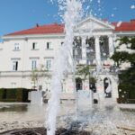 07.07.2021. Kielce. Fontanny miejskie. Fontanna na Rynku / Wiktor Taszłow / Radio Kielce