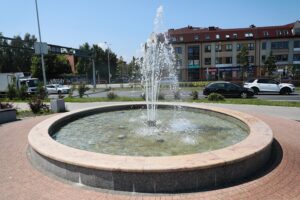 07.07.2021. Kielce. Fontanny miejskie. Fontanna przy ulicy Źródłowej / Wiktor Taszłow / Radio Kielce