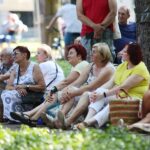 08.07.2021. Busko-Zdrój. Kawiarenka Festiwalowa / Wiktor Taszłow / Radio Kielce