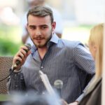 08.07.2021. Busko-Zdrój. Kawiarenka Festiwalowa. Na zdjęciu Krystian Ochman / Wiktor Taszłow / Radio Kielce