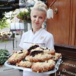 09.07.2021. Kielce. Jagodzianki. Na zdjęciu: Monika Zarębska - Cukiernia Świat Słodyczy / Wiktor Taszłow / Radio Kielce