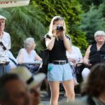 10.07.2021. Busko-Zdrój. Kawiarenka Festiwalowa / Wiktor Taszłow / Radio Kielce