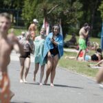 06.07.2021 Kielce. Wakacje. Lato w mieście. Basen przy ulicy Szczecińskiej / Jarosław Kubalski / Radio Kielce