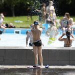 06.07.2021 Kielce. Wakacje. Lato w mieście. Basen przy ulicy Szczecińskiej / Jarosław Kubalski / Radio Kielce