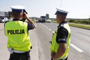 06.07.2021 Kielce. Policja. Akcja "Nie rozlewaj krwi na drodze". Policjanci zachęcali kierowców do oddawania krwi / Jarosław Kubalski / Radio Kielce