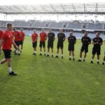 18.07.2021. Kielce. Prezentacja zawodników Korony Kielce w nowych strojach. Na zdjęciu Przemysław Szarek  / Jarosław Kubalski / Radio Kielce