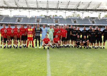 18.07.2021. Kielce. Prezentacja zawodników Korony Kielce w nowych strojach / Jarosław Kubalski / Radio Kielce