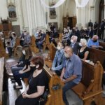 22.07.2021 Kielce. Kościół pw. Podwyższenia Krzyża Świętego. Pogrzeb Zbigniewa Marcinkowskiego, byłego radnego Porozumienia Samorządowego i Platformy Obywatelskiej / Jarosław Kubalski / Radio Kielce