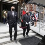 22.07.2021 Kielce. Kościół pw. Podwyższenia Krzyża Świętego. Pogrzeb Zbigniewa Marcinkowskiego, byłego radnego Porozumienia Samorządowego i Platformy Obywatelskiej / Jarosław Kubalski / Radio Kielce