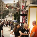 22.07.2021 Kielce. Food trucki na ulicy Sienkiewicza  / Jarosław Kubalski / Radio Kielce