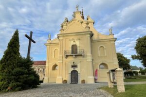 04.07.2021. Koprzywnica. Pocysterski kościół św. Floriana / Emilia Sitarska / Radio Kielce