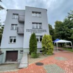 01.07.2021. Ostrowiec Św. Otwarcie budynku DPS po kompleksowym remoncie / Emilia Sitarska / Radio Kielce