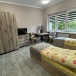 01.07.2021. Ostrowiec Św. Otwarcie budynku DPS po kompleksowym remoncie / Emilia Sitarska / Radio Kielce