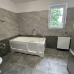 01.07.2021. Ostrowiec Św. Otwarcie budynku DPS po kompleksowym remoncie / Emilia Sitarska / Radio Kielce