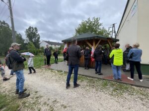 03.07.2021. Ruda Kościelna. Tereny XVIII-wiecznego dworu. Spacer historyczno-krajoznawczy / Emilia Sitarska / Radio Kielce