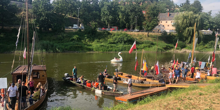 Sandomierz. Festiwal Dookoła Wody / Grażyna Szlęzak-Wójcik / Radio Kielce