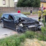 24.07.2021. Wilków. Zderzenie dwóch aut osobowych / Wiktor Taszłow / Radio Kielce