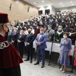 02.07.2021 Kielce. UJK. Pierwsi studenci kończą wydział lekarski / Jarosław Kubalski / Radio Kielce