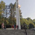 24.07.2021. Pomnik bohaterów Republiki Pińczowskiej. Obchody 77. rocznicy utworzenia Republiki Pińczowskiej / Marta Gajda / Radio Kielce