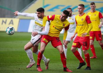 01.05.2021 Kielce. Fortuna 1. Liga. Mecz Korona Kielce - Zagłębie Sosnowiec / Wiktor Taszłow / Radio Kielce