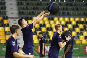 02.08.2021 Kielce. Trening piłkarzy ręcznych Vive Łomża Kielce / Jarosław Kubalski / Radio Kielce