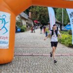 28.08.2021. Bieg górski wokół Świętego Krzyża. Na zdjęciu: Bartosz Kaźmierczyk - drugi na mecie w Górskim Maratonie Świętokrzyskim / Maciej Makuła / Radio Kielce