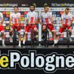 08.08.2021. Lublin. Kolarze Reprezentacji Polski podczas prezentacji drużyn 78. Tour de Pologne. Wśród 153 kolarzy jest 12 Polaków / Wojtek Jargiło / PAP