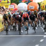 11.08.2021. Rzeszów. Kolumbijczyk Fernando Gaviria (drugi z lewej) z UAE-Team Emirates wygrywa 3. etap 78. Tour de Pologne w Rzeszowie. Drugi był Holender Olav Kooij (z lewej), a trzeci Niemiec Phil Bauhaus (trzeci z lewej). Trzeci etap wyścigu prowadził z Sanoka do Rzeszowa (226 km) / Darek Delmanowicz / PAP
