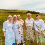 02.08.2021. Boszczynek. Plan zdjęciowy filmu o tradycyjnych sianokosach / UMiG Skalbmierz