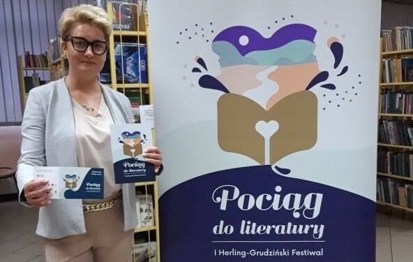 Na zdjęciu: Anna Żmudzińska - dyrektor Miejskiej Biblioteki Publicznej w Kielcach / Herling-Grudziński Festiwal/Facebook