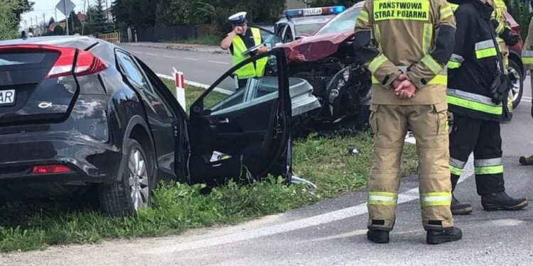 19.08.2021 Świniary Nowe, w gminie Łoniów. Wypadek / 112Sandomierz - Ratownictwo powiatu sandomierskiego/Facebook