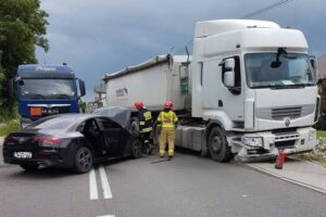 04.08.2021. Zrecze Duże. Wypadek / KM PSP Kielce