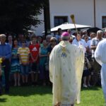 15.08.2021. Rytwiany. Pustelnia Złotego Lasu. Uroczystości odpustowe. Na zdjęciu: Krzysztof Nitkiewicz - biskup sandomierski / ks. Grzegorz Słodkowski / rzecznik diecezji  sandomierskiej