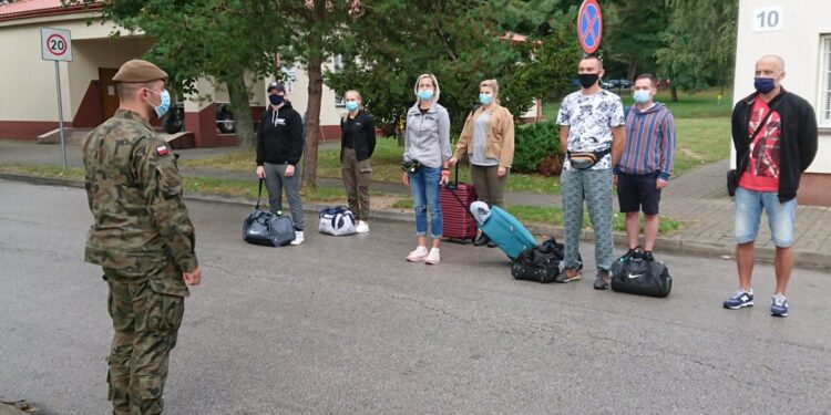 29.08.2020 Kielce. Kolejni ochotnicy wstępują w szeregi 10. Świętokrzyskiej Brygady Obrony Terytorialnej / Karol Żak / Radio Kielce