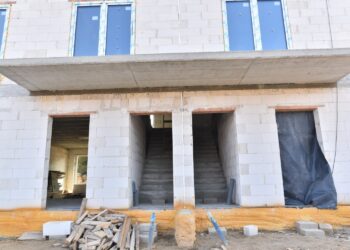 26.03.2021. Końskie. Osiedle Jana Pawła II w Końskich / Magdalena Galas-Klusek / Radio Kielce