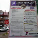 05.08.2021. Kielce. Parking przed marketem przy ulicy Szydłówek Górny / Anna Kwapisz / Radio Kielce