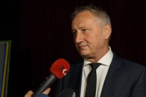 09.08.2021. Inauguracja kampanii #świętokrzyskieniehejtuje. Na zdjęciu Zbigniew Koniusz - wojewoda świętokrzyski / Anna Kwapisz / Radio Kielce