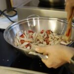 23.08.2021. Kielce. Letnia Kuchnia Radia Kielce. Wegański poniedziałek / Anna Kwapisz / Radio Kielce