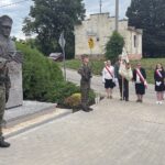 08.08.2021. Garbów. Odsłonięcie popiersia generała Józefa Dowbora-Muśnickiego / Grażyna Szlęzak-Wójcik / Radio Kielce