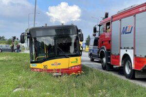 27.08.2021. Kielce. Wypadek miejskiego autobusu / Piotr Kwaśniewski / Radio Kielce