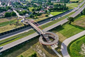 08.08.2021. Wodzisław. 56. Marsz Szlakiem I Kompanii Kadrowej. Nadanie kładce imienia Czesława Bankiewicza „Skauta” / Jarosław Kubalski / Radio Kielce