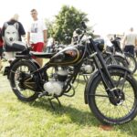 15.08.2021. Tokarnia. 15. Świętokrzyski Zlot Motocykli SHL i Pojazdów Zabytkowych / Radio Kielce